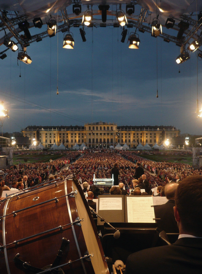 Wiener Philharmoniker Sommernachtskonzert Schoenbrunn Foto Studio Kudlich Schoenbrunn